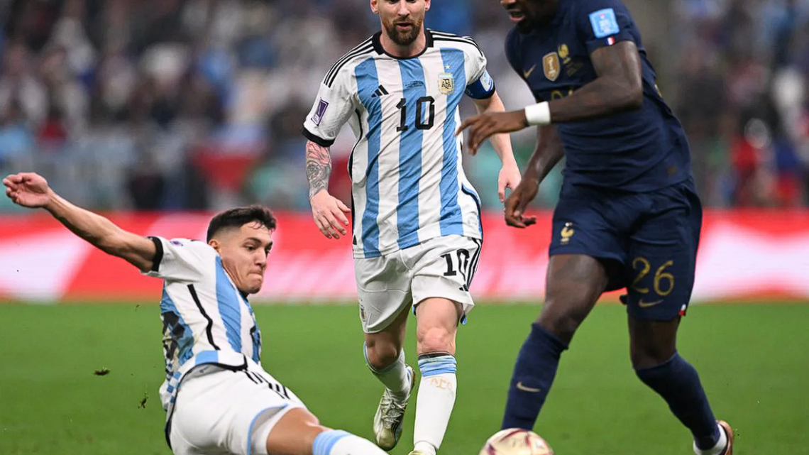 Francia pidió repetir la final ante Argentina por “cuestionamientos al arbitraje” y estalló un escándalo mundial