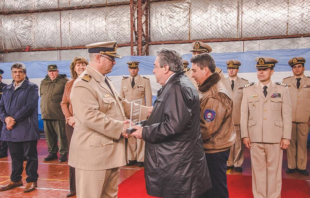 LA MUNICIPALIDAD DE USHUAIA PARTICIPÓ DEL RECAMBIO DE MANDO DE LA PREFECTURA NAVAL LA MUNICIPALIDAD DE USHUAIA PARTICIPÓ DEL RECAMBIO DE MANDO DE LA PREFECTURA NAVAL