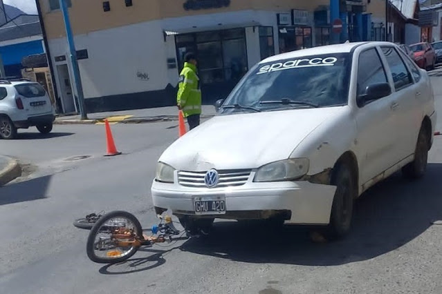 Ciclista que transitaba en contramano atropellado en Kuanip y Rubinos
