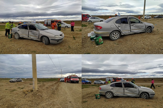 Conductora lesionada luego de despistarse y chocar contra una columna de alumbrado