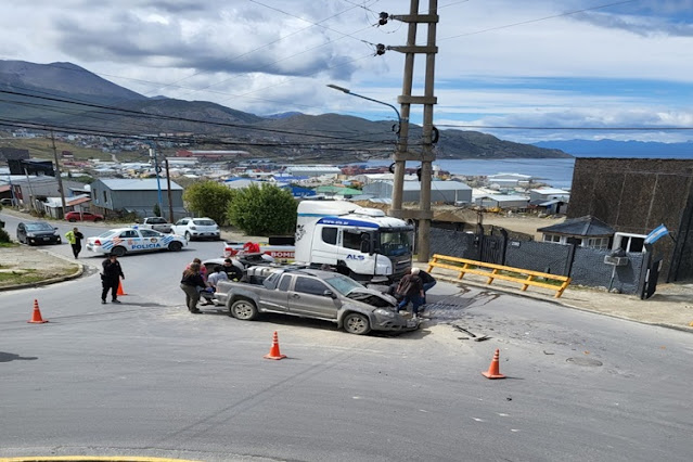 Choque con un conductor lesionado en Ushuaia Choque con un conductor lesionado en Ushuaia