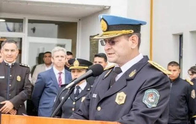 Ascensos indiscriminados en la Policia de TDF