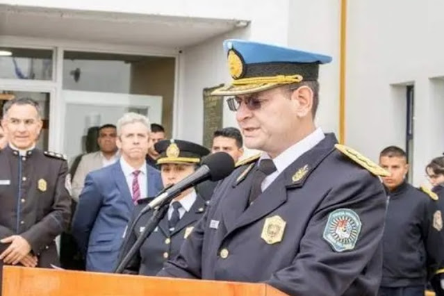Ascensos indiscriminados en la Policia de TDF