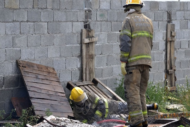 Incendio destruyo un galpón, sin que se registraran lesionados