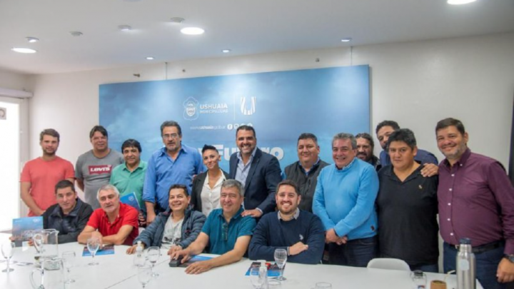 LA MUNICIPALIDAD DE USHUAIA  CERRÓ EL 2022 CON AUMENTOS SALARIALES POR ENCIMA DE LA INFLACIÓN Y ABRE LAS PARITARIAS PARA EL 2023