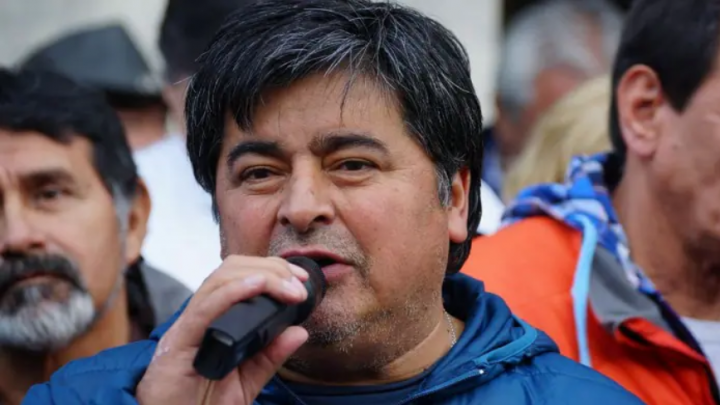 40% EN UN PAGO CONTRA 23% EN CUOTAS. Estatales y Gobierno por ahora lejos en la negociación salarial