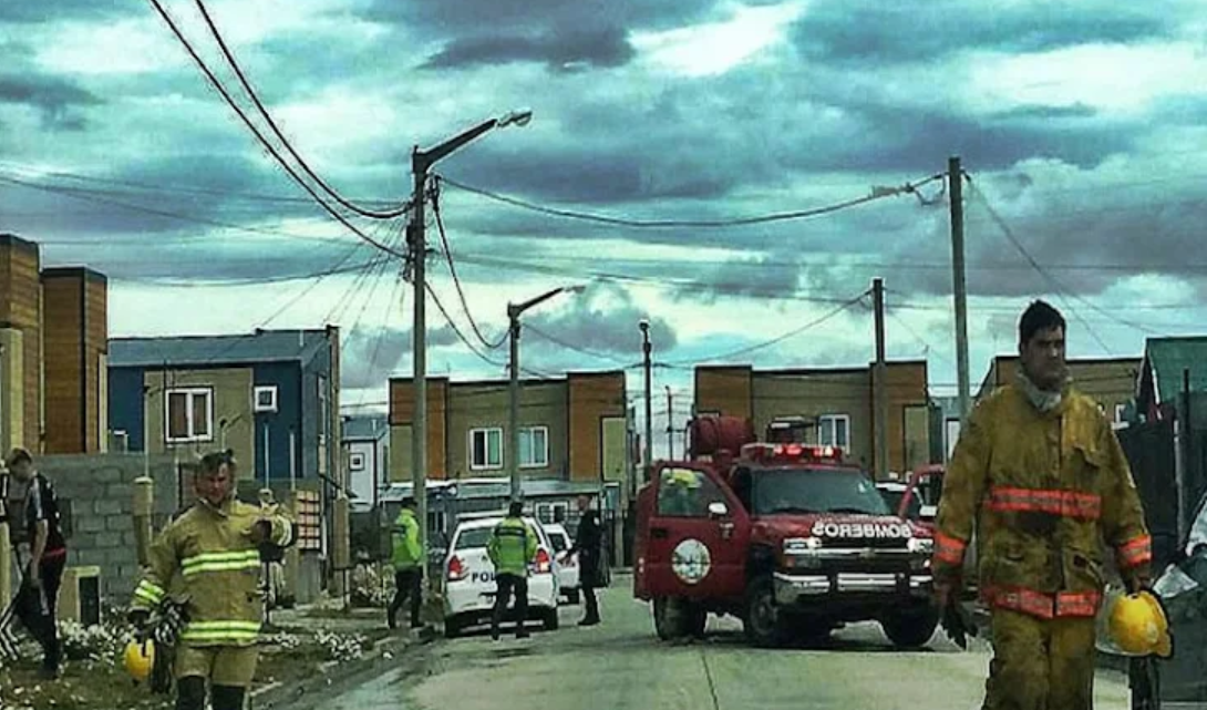 Hizo el fuego para el asado, pero termino incendiando la casa