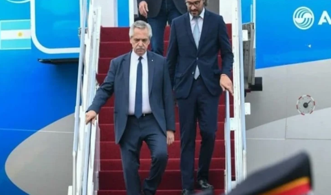 Llega el presidente y varios ministros a Ushuaia, para después viajar a la Antartida