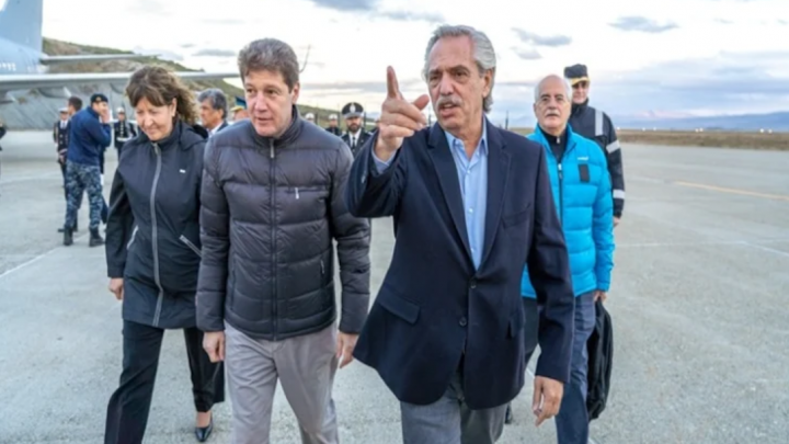 Llego el presidente Fernandez para ir a la Antartida e inaugurar edificio de la UNTDF