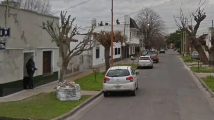 Horror en La Plata: se metieron en la casa de un periodista, lo golpearon brutalmente y lo amenazaron de muerte
