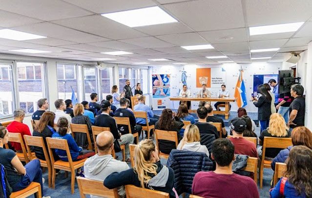 Gobierno otorgara ciento de becas de casi un millon de pesos a deportistas, entrenadores y clubes