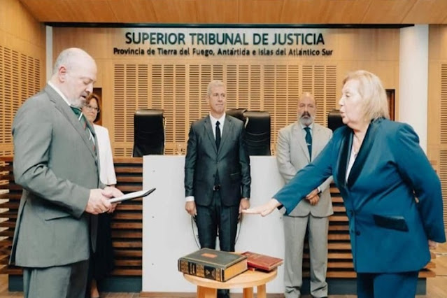Superior Tribunal asumió Edith Cristiano como nueva jueza Superior Tribunal asumió Edith Cristiano como nueva jueza