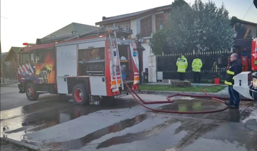 Incendio en una vivienda, sin lesionados Incendio en una vivienda, sin lesionados
