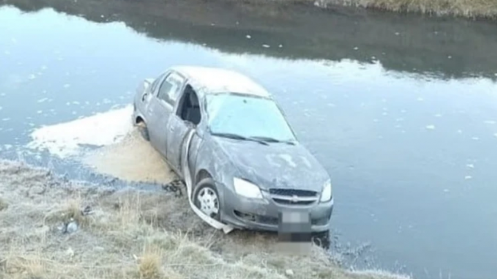 Despiste vuelco y caida el rio Ewan