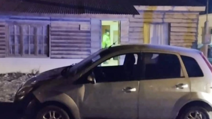 Dos mujeres detenidas por ingresar a la vivienda de su ex y agredirlo