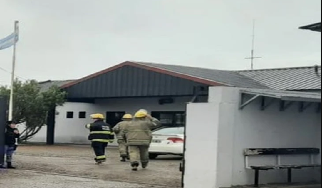 Presos prendieron fuego colchones reclamando ser traslado a Ushuaia Presos prendieron fuego colchones reclamando ser traslado a Ushuaia
