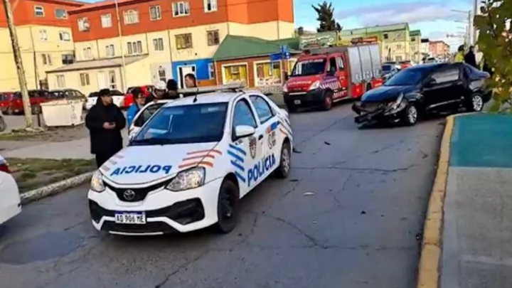 Choque entre policias, un efectivo lesionado