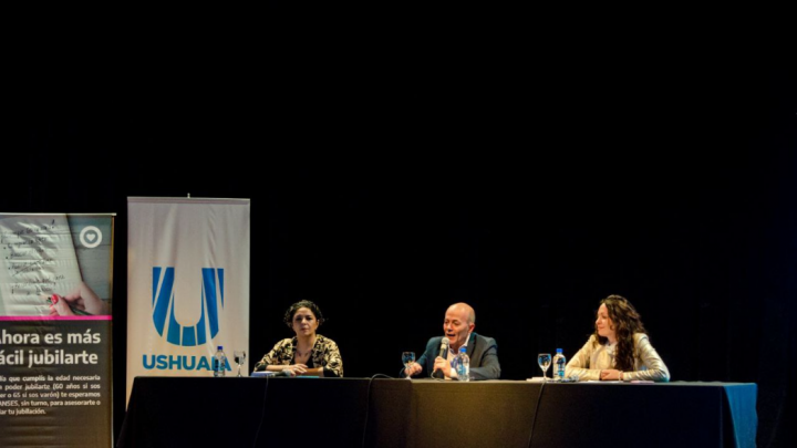 BRINDARON INFORMACIÓN SOBRE LA LEY DE PAGO DE DEUDA PREVISIONAL QUE PERMITE LA JUBILACIÓN A MAS DE 1100 PERSONAS EN USHUAIA