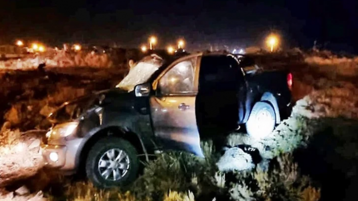 Despiste, vuelco y tres personas lesionadas