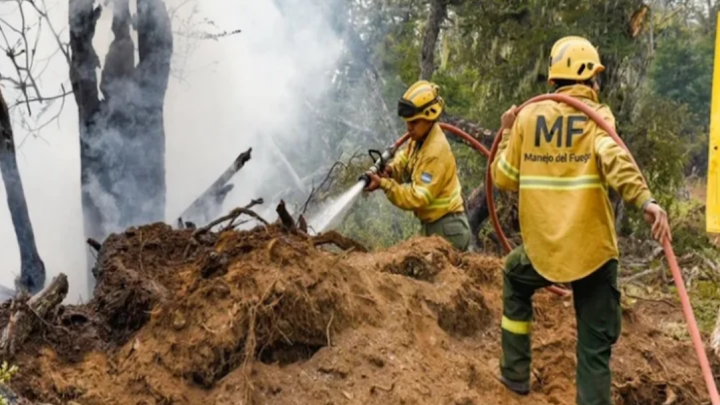 El incendio forestal en TDF aun no fue extinguido, luego de cuatro meses