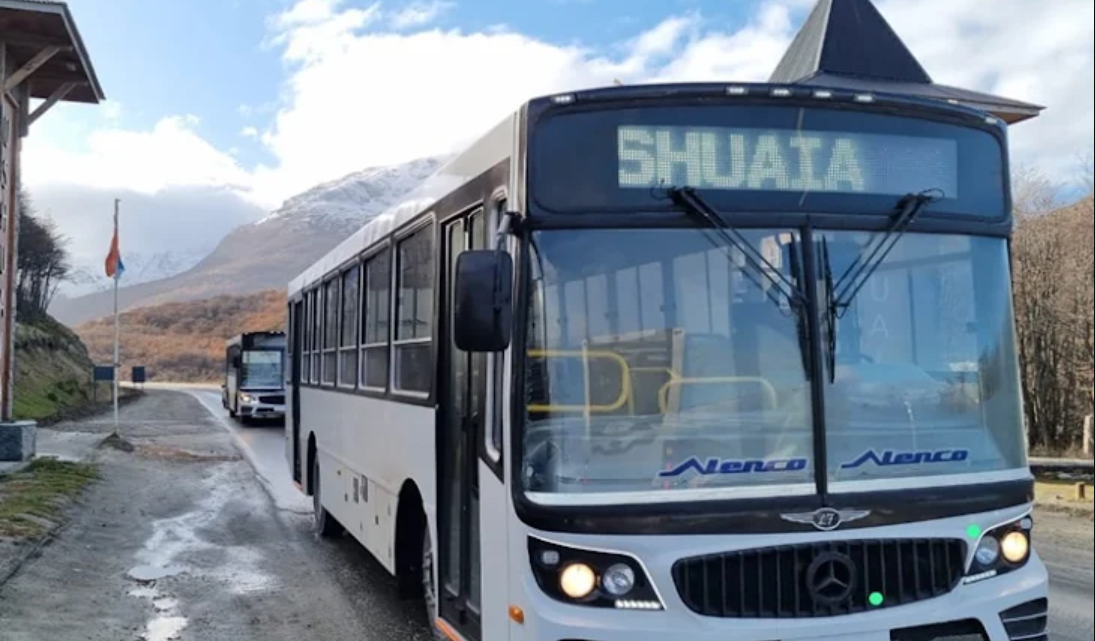 Nuevos colectivos para Ushuaia, la UISE incorpora 8 nuevas unidades Nuevos colectivos para Ushuaia, la UISE incorpora 8 nuevas unidades