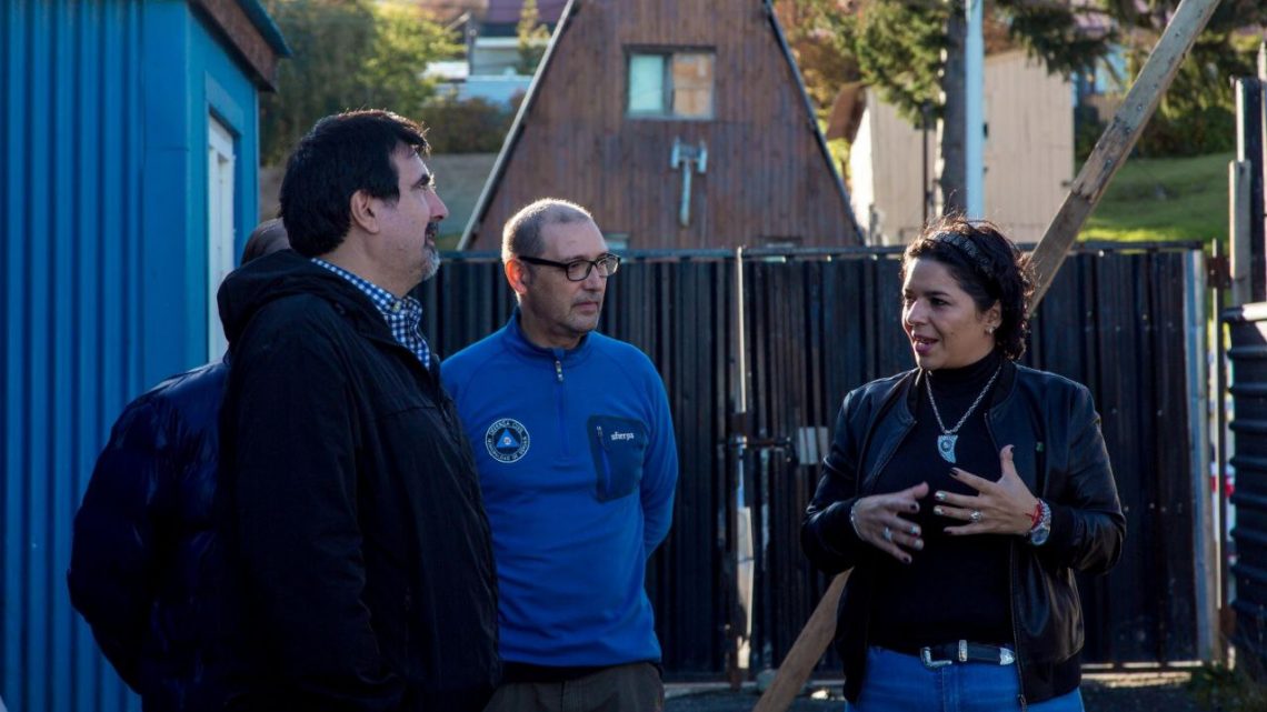 LA SECRETARIA DE GOBIERNO YÉSICA GARAY RECORRIÓ DEFENSA CIVIL CON EL SUBSECRETARIO NACIONAL SERGIO BARRIONUEVO