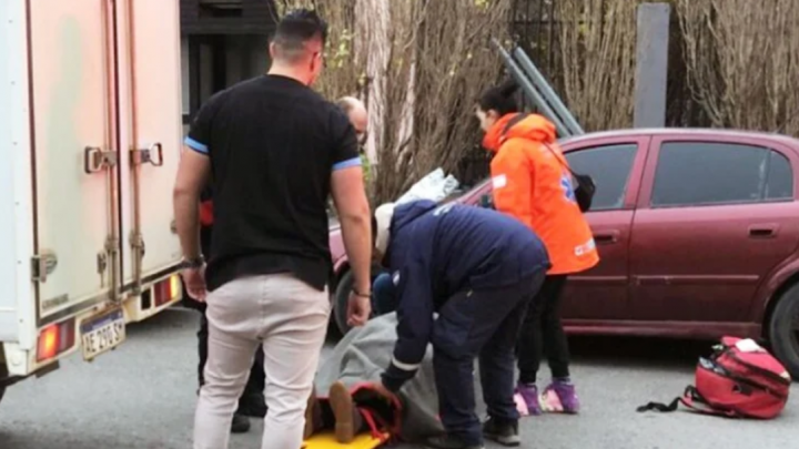 Una mujer atropellada por un camion