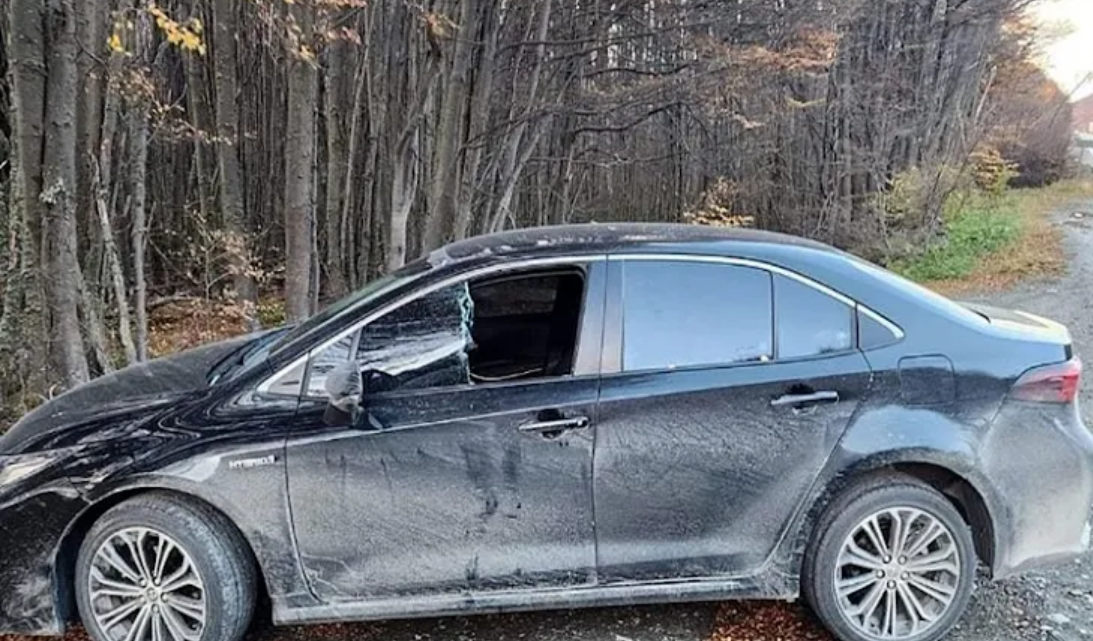 Dejaron el auto en la Ruta 3 para hacer una caminata a Laguna Turquesa y les robaron Dejaron el auto en la Ruta 3 para hacer una caminata a Laguna Turquesa y les robaron