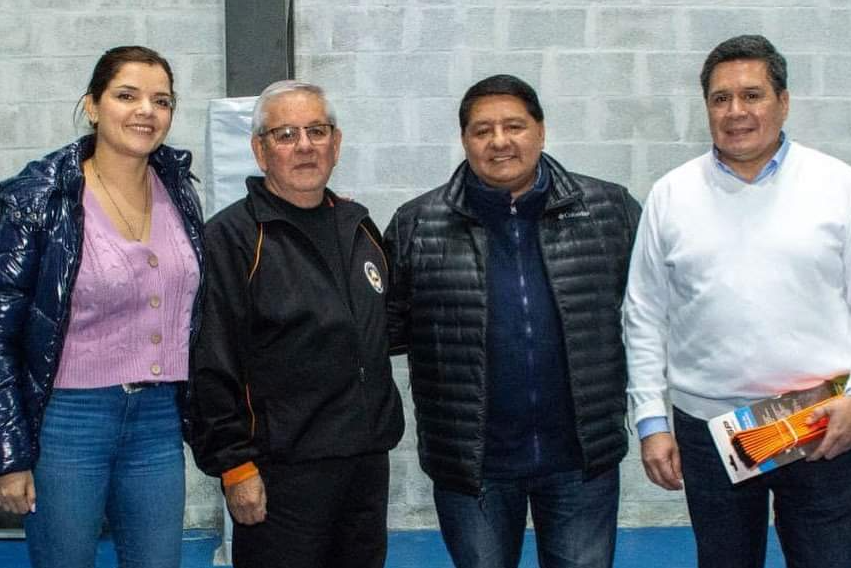 CANDIDATOS DEL PJ, REALIZARON ENTREGA DE ELEMENTOS DEPORTIVOS A DISTINTOS CLUBES DE RIO GRANDE CANDIDATOS DEL PJ, REALIZARON ENTREGA DE ELEMENTOS DEPORTIVOS A DISTINTOS CLUBES DE RIO GRANDE