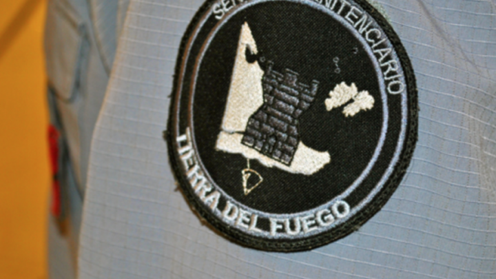 Oficial Penitenciario de TDF procesado por causa de abuso sexual contra dos mujeres