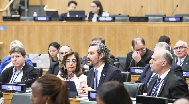 Cafiero denunció en la ONU la militarización del Atlántico Sur y reclamó que se cumpla con la identificación de los soldados caídos Cafiero denunció en la ONU la militarización del Atlántico Sur y reclamó que se cumpla con la identificación de los soldados caídos