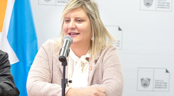 “Estamos trabajando en reclutar médicos, pagando los mejores salarios del país”