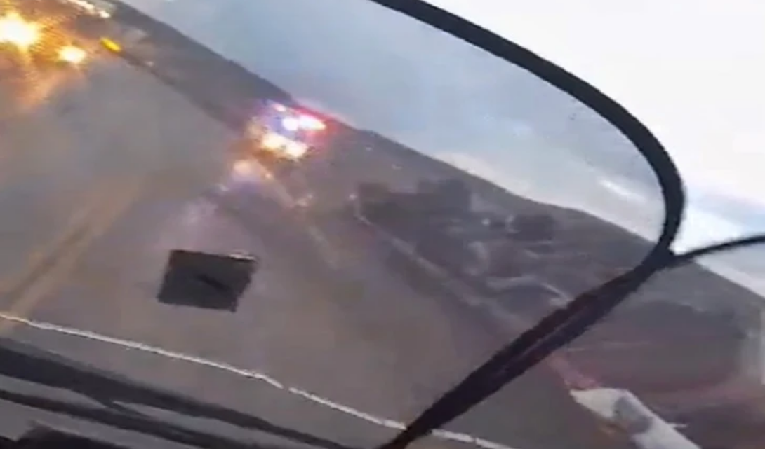 Vuelco de camion fueguino en ruta chilena, conductor lesionado
