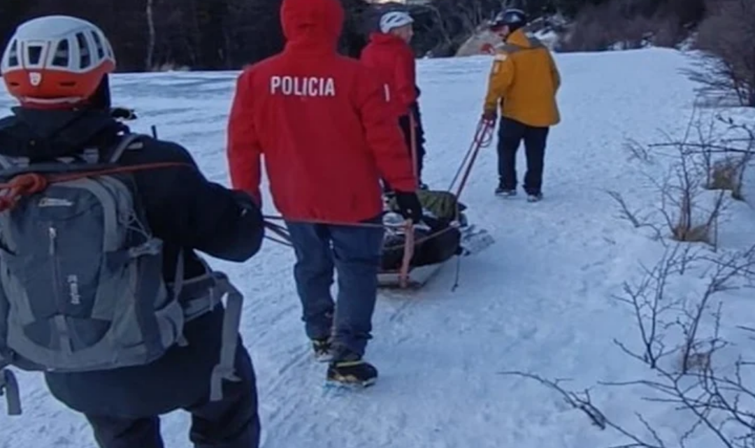 Rescatan a dos personas lesionadas en el Glaciar Martial