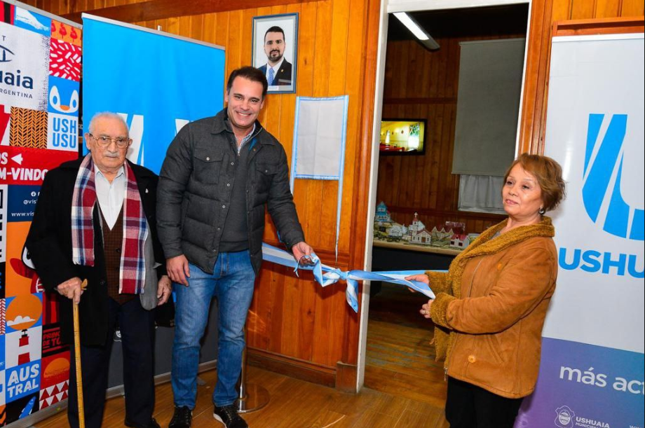 LA MUNICIPALIDAD DE USHUAIA INAUGURÓ LA SALA DE EXPOSICIONES “RAÍCES DEL FIN DEL MUNDO” EN LA HISTÓRICA CASA DE SAN MARTÍN Y FADUL