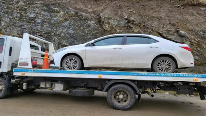 UBER ilegales, autos incautados, multas y controles municipales