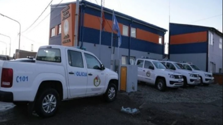 Un detenido por atacar a su pareja con un cuchillo