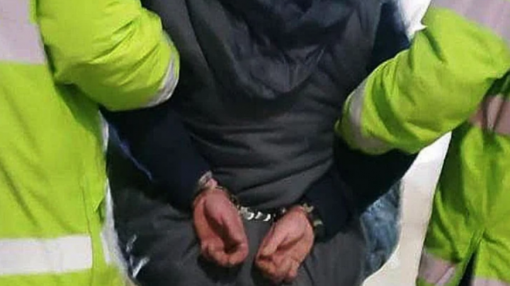 Un detenido por robo a vehiculos estacionados en la madrugada