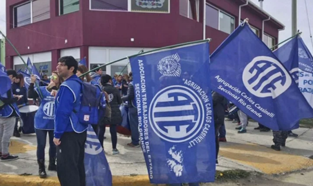 ATE anuncio inicio de medidas de fuerza por aumento salarial