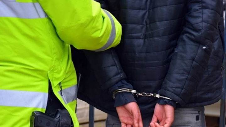 Detenido robando en vehiculos estacionados en la madrugada en Ushuaia
