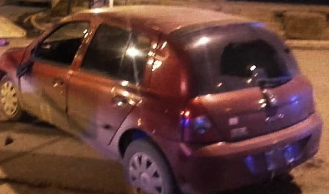 Choque a vehiculo estacionado en Ushuaia, sin lesionados