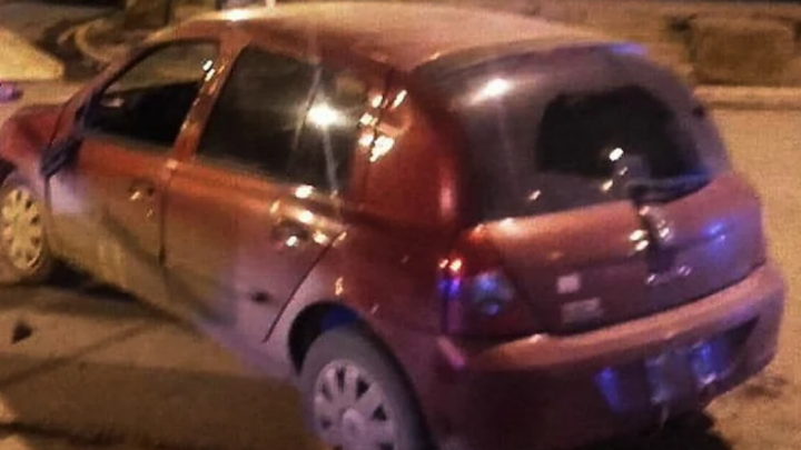 Choque a vehiculo estacionado en Ushuaia, sin lesionados
