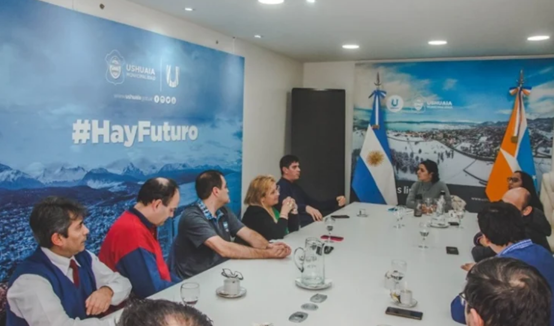 Reclamo de remiseros por UBER truchos en Ushuaia