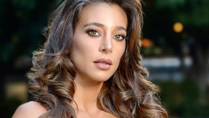 El día que Sol Pérez quedó al límite de la censura con su nanobikini celeste