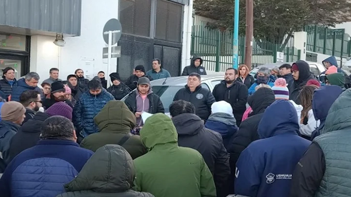 Conciliación obligatoria gremios y municipio se reúnen en el Ministerio de Trabajo