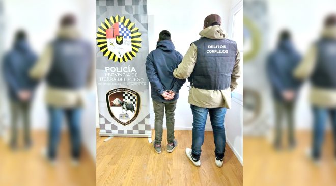 Robaban a la gente en plena calle: ya están detenidos Robaban a la gente en plena calle: ya están detenidos