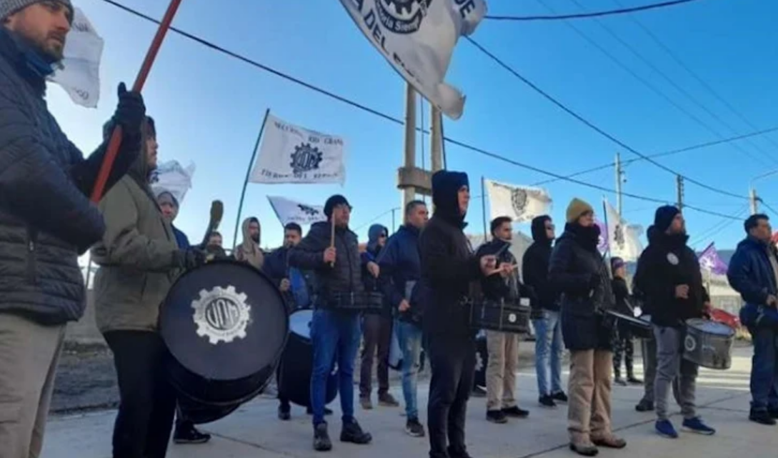 UOM con acuerdo salarial, este martes definen en TDF las asambleas si aceptan o no