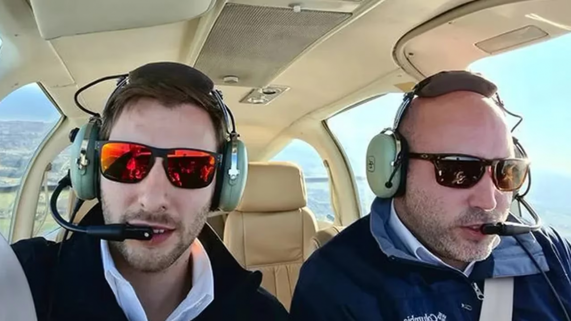 Quiénes eran los dos tripulantes que murieron durante una maniobra aérea en Chaco durante el acto de Jorge Capitanich Quiénes eran los dos tripulantes que murieron durante una maniobra aérea en Chaco durante el acto de Jorge Capitanich