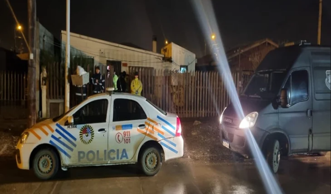 Allanamiento por robo, secuestraron un arma de fuego Allanamiento por robo, secuestraron un arma de fuego