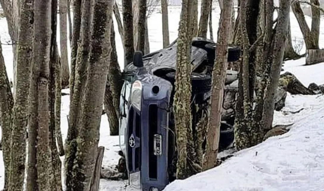 Despiste y vuelco en la Ruta J